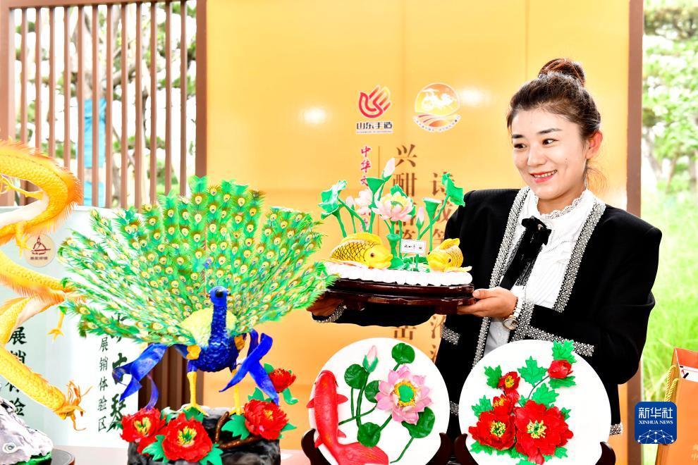 利豪棋牌手机官网